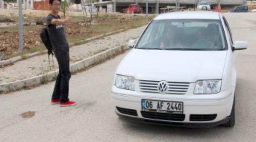 Otostopla D&uuml;nya Turuna &Ccedil;ıktı, Uğradığı Bolu&rsquo;yu &Ccedil;ok Sevdi