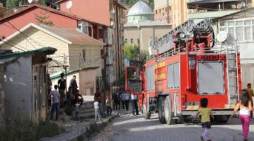 &Ccedil;ocukların Tehlikeli Oyunu Yangın &Ccedil;ıkarttı