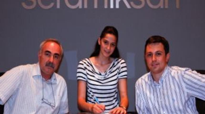 Seramiksan Spor Kulübü Genç Yetenek Merve Kaya’yı Renklerine Bağladı