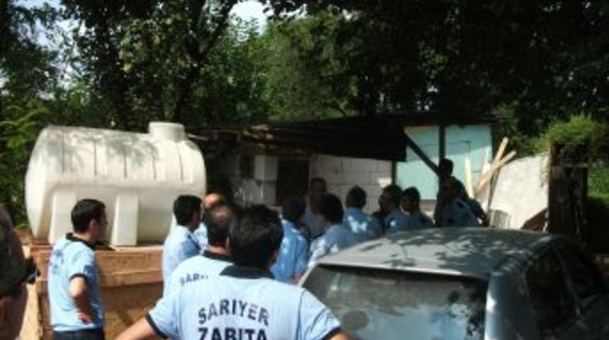 Sarıyer'de Gergin Yıkım