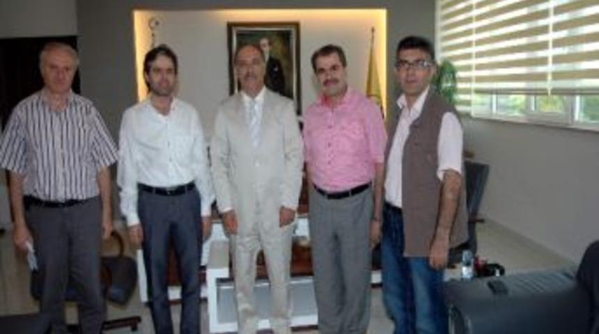 Malatya İ.&uuml;. Rekt&ouml;r&uuml; Prof. Dr. Cemil &Ccedil;elik: