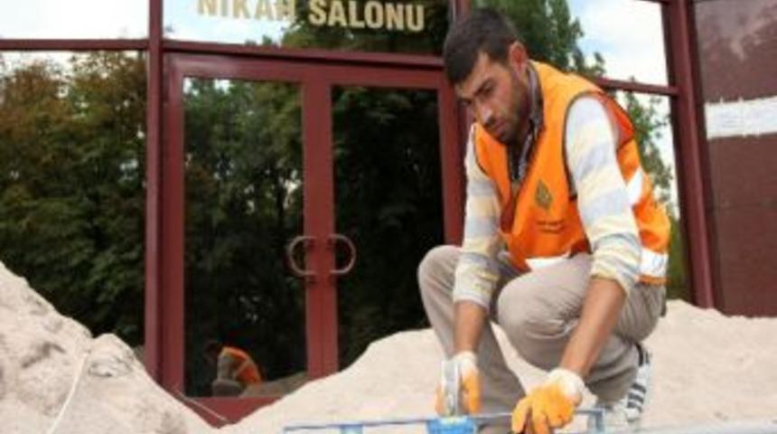 Dalokay Yeni Mutluluklara Hazırlanıyor