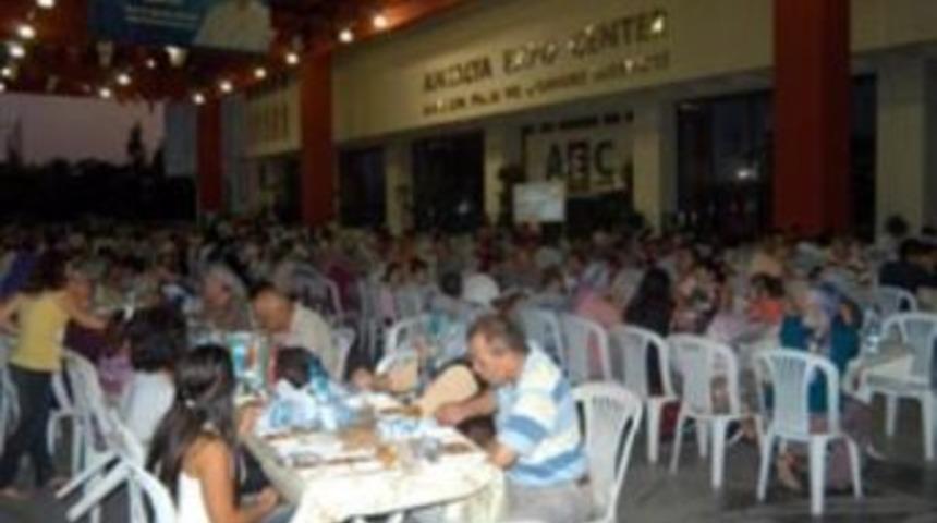 iftar sofrası Aksu&rsquo;ya taşındı