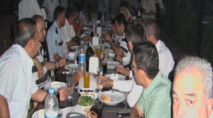 Alaşehir Emniyeti'nden İftar Yemeği
