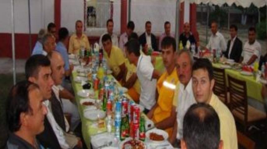 Yangın Savaş&ccedil;ıları İftarda Buluştu