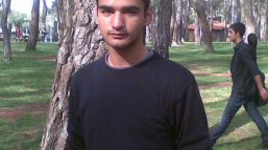 Üniversite Öğrencisi Genç, Kanserden Kurtulmak Için Kan Bağışı Bekliyor