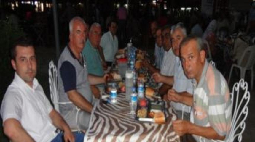 &Ouml;demiş Ticaret Borsası'ndan İftar &Ccedil;adırına Erzak