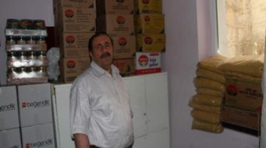 G&ouml;rbir&rsquo;den &Uuml;yelerine Gıda Ve Giyecek Yardımı