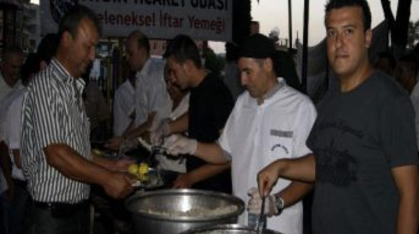 Ayto, Karpuzlu&rsquo;da &Uuml;yeleri İle Bir Araya Geldi