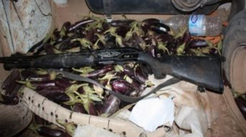 1 Adet T&uuml;fek Ve 3 Adet Ruhsatsız Tabanca Ele Ge&ccedil;irildi