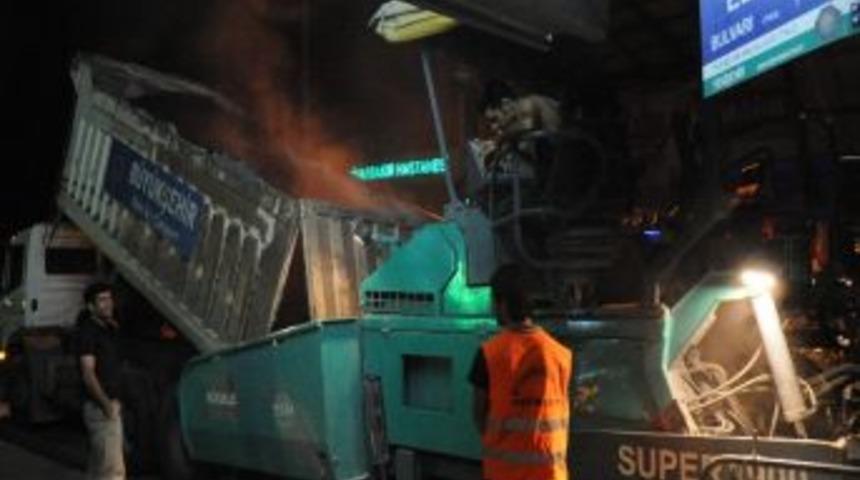 Diyarbakır&rsquo;da Asfalt &Ccedil;alışmaları S&uuml;r&uuml;yor