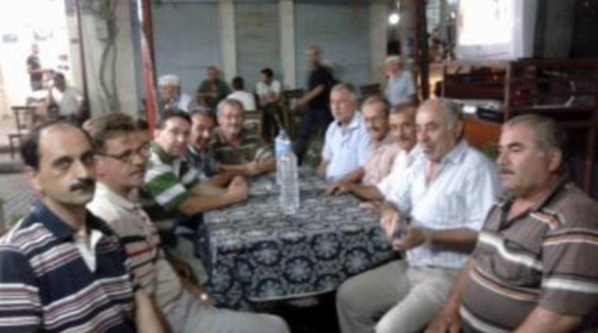 Burhaniye De Ak Partililerden Ramazan Mesaisi