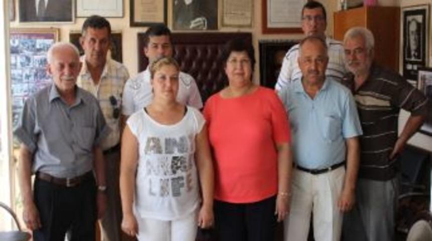 Chp &Ouml;demiş İl&ccedil;e Başkanı Eriş: &ldquo;bayraklarla Birlik B&uuml;t&uuml;nl&uuml;ğ&uuml;m&uuml;z&uuml; Bir Kez Daha Hissettirelim&rdquo;