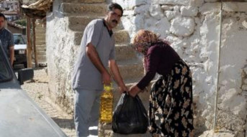 &Ccedil;elikhan Belediyesi&rsquo;nden 500 Aileye Ramazan Yardımı