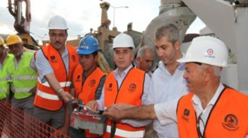 Bağbaşı Ve G&ouml;kpınar'ın Yağmur Suyu Hattının Temeli Atıldı