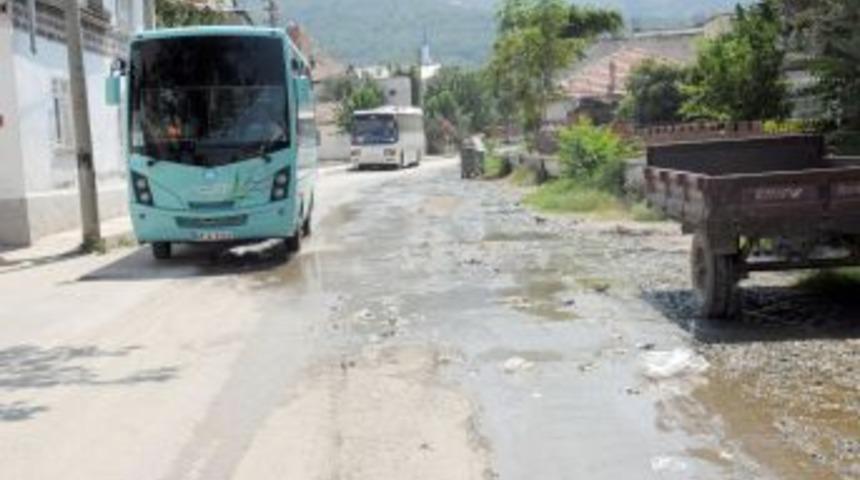 Kazım Karabekir Sakinleri: Taşan Sulama Kanalı Suyu Bizi Mağdur Ediyor