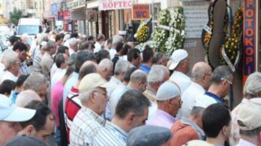 Edremit&rsquo;te Sebahat G&ouml;belezoğlu Dualarla Son Yolculuğuna Uğurlandı
