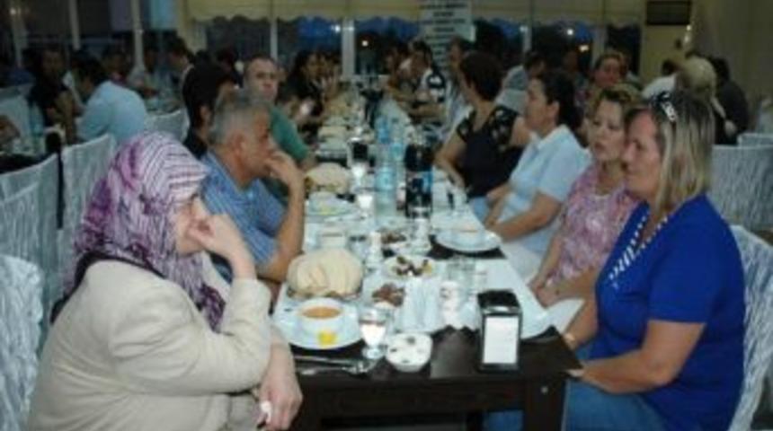 T&uuml;rk B&uuml;ro Sen&rsquo;den &Uuml;yelerine İftar