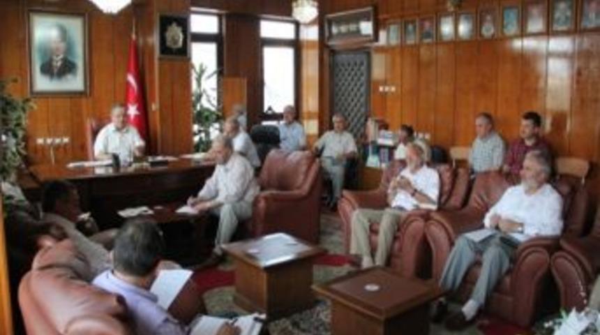 Sakarya İlçe Müftüleri Sakarya Müftüsü İlyas Serenli Başkanlığında Toplandı