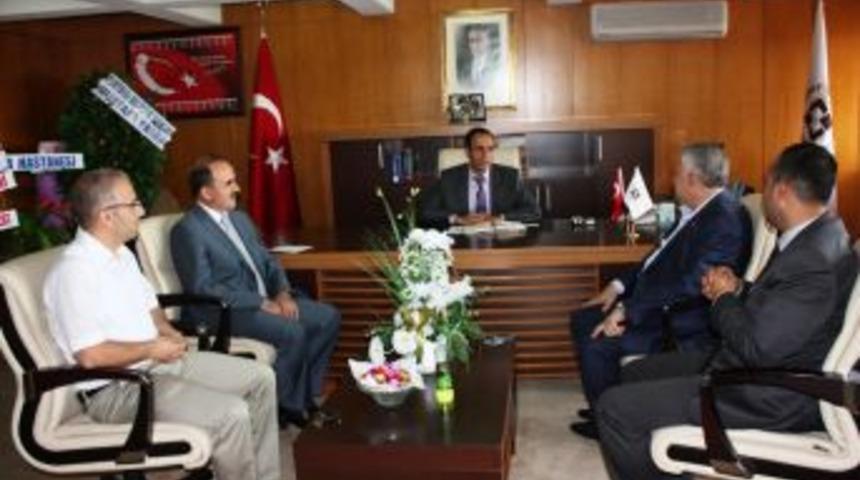 Rekt&ouml;r Demirdağ'a ziyaretler s&uuml;r&uuml;yor