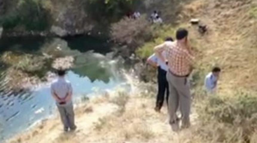 G&ouml;lette aile faciası: 3 &ouml;l&uuml;