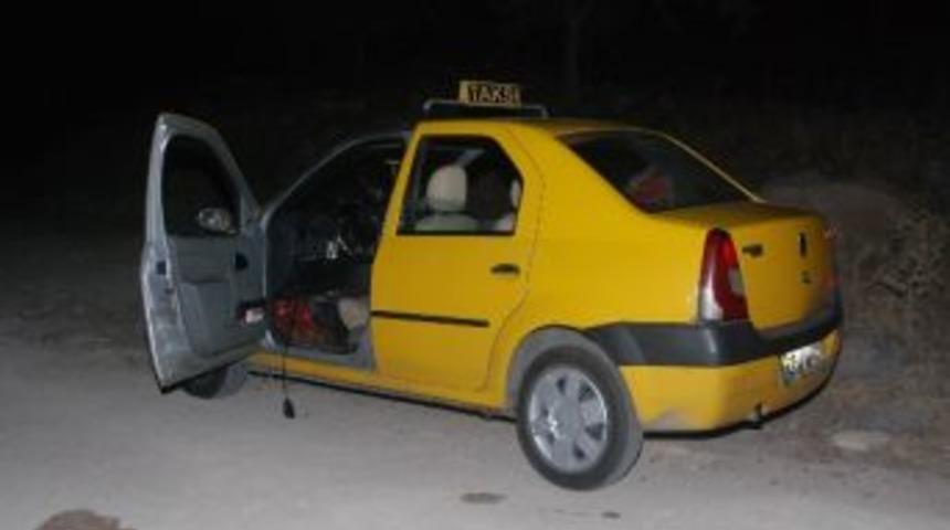 İzmir'de Taksiciye Gasp İddiası