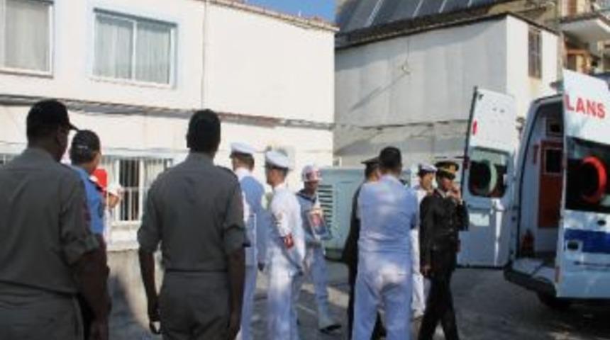 Şehit &Ouml;zkan Ateşli İzmir'den Uğurlanıyor