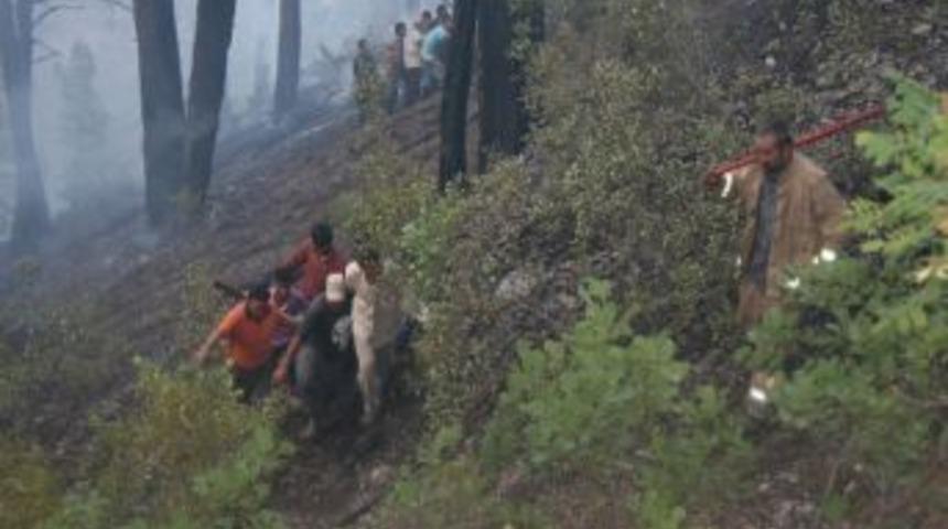 Helikopterden Cesetler Zorlukla &Ccedil;ıkarıldı