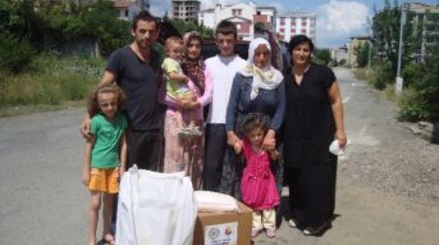 L&ouml;sam&rsquo;dan Gıda Yardımı