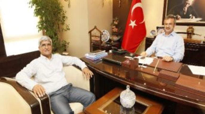 Chp'li Vekilden Başkan K&ouml;şker'e Nezaket Ziyareti