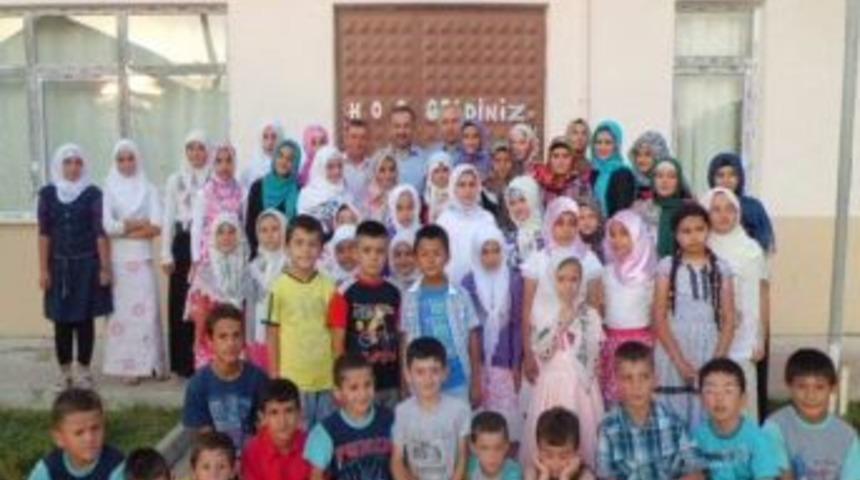 Ethem Mahallesi Kız Kursundan İftar Programı