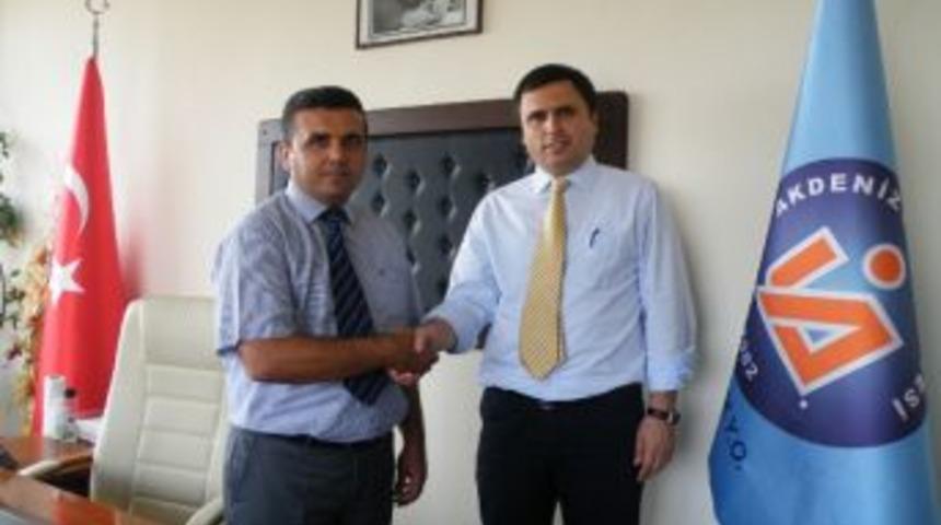 Elmalı Myo&rsquo;da G&ouml;rev Değişimi