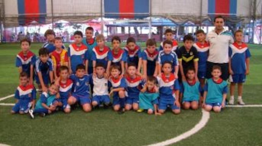 Futbolcu Adayları Yaz Spor Okullarına İlgi G&ouml;steriyor