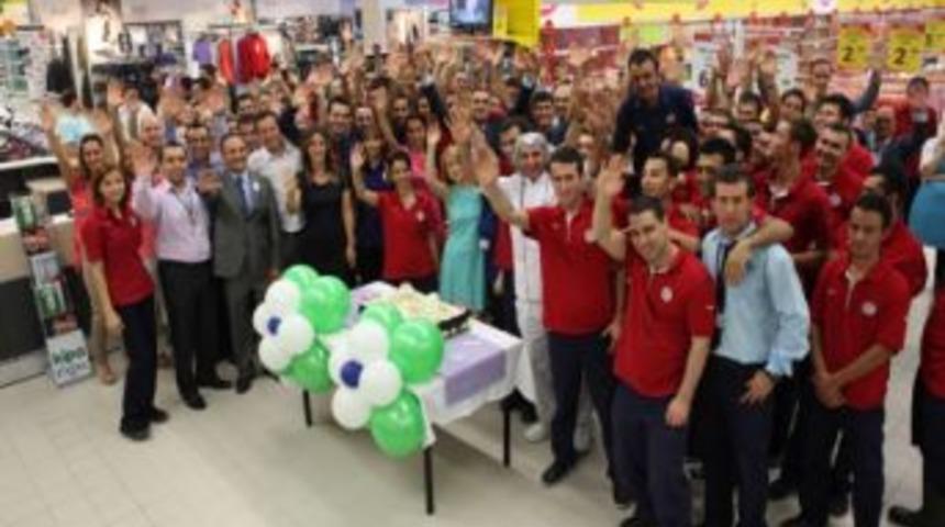 Kipa, K&uuml;tahya'nın En B&uuml;y&uuml;k Hipermarketi