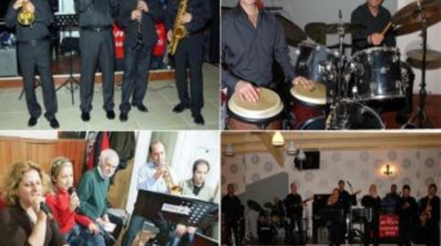 Doktorlar M&uuml;daheleye Değil Eğlendirmeye Geliyorlar