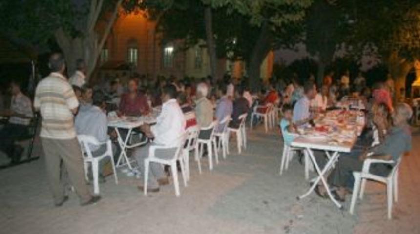 Mhp'liler İftarda Buluştu