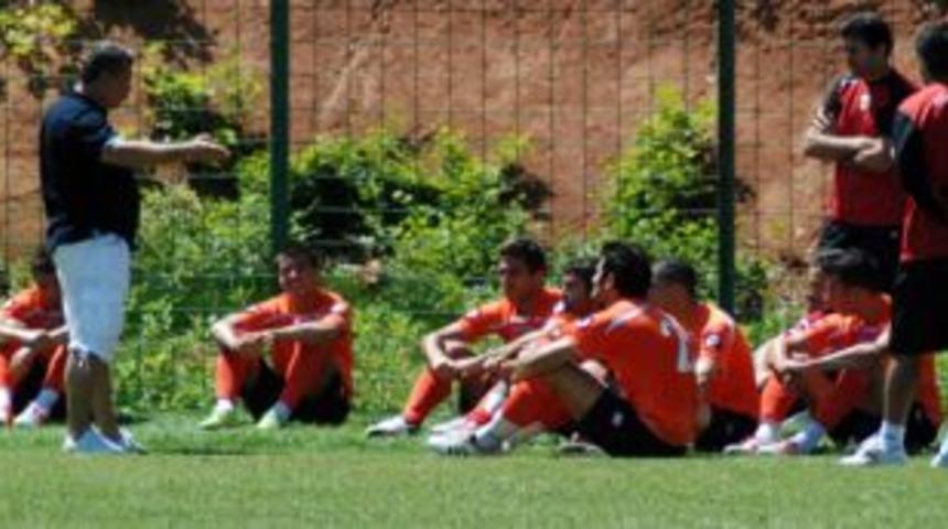 Adanaspor kamp sona erdi