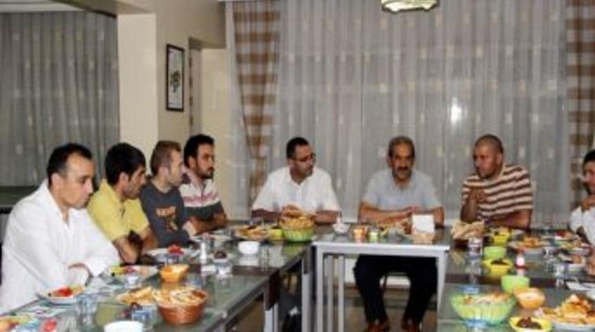 Doğan Ürgüp Eğitimcilerle Sahur Yaptı