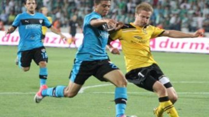 Ozan Tufan Tarihe Ge&ccedil;ti