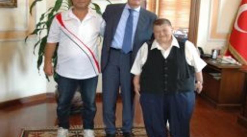 Yeşil&ccedil;am&rsquo;ın 'Şişko Nuri&rsquo;si, 62 Yıllık Yaşamını Kitaplaştıracak