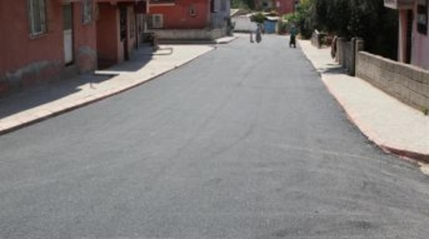 Toroslar&rsquo;da Asfalt &Ccedil;alışması S&uuml;r&uuml;yor
