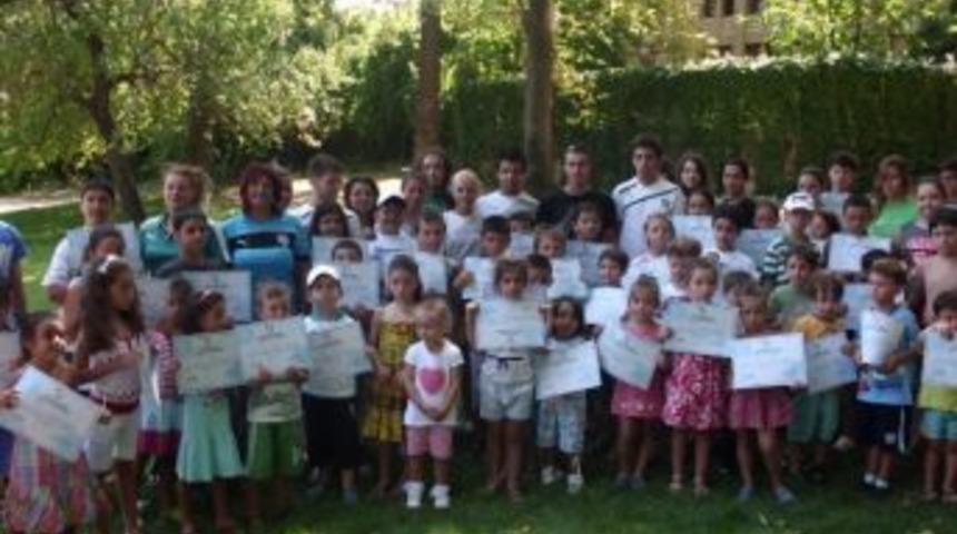 Gen&ccedil; Y&uuml;z&uuml;c&uuml;lerin Sertifika Heyecanı