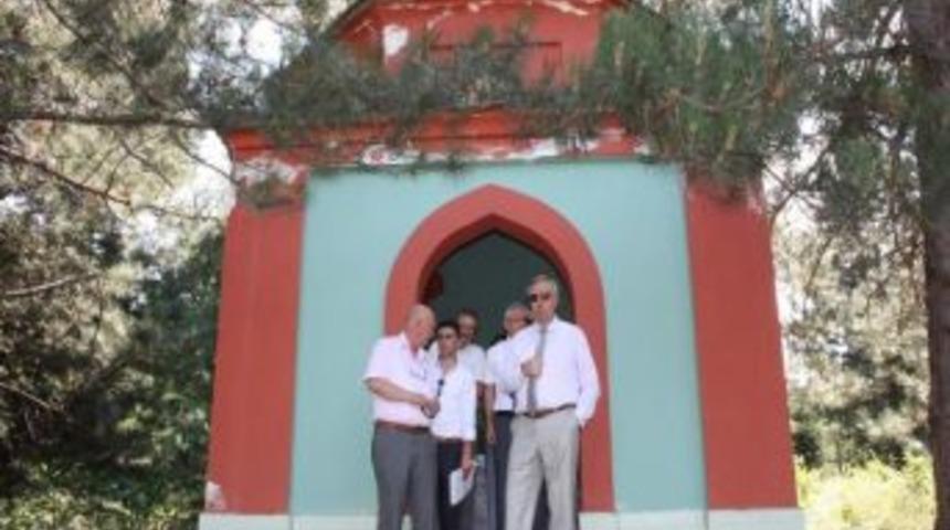 Osman Gazi&rsquo;nin Komutanı Turgut Alp&rsquo;in T&uuml;rbesine Restorasyon