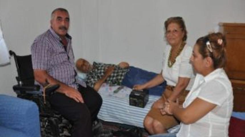 Osman Baba&rsquo;nın Engelli Arabasının Ak&uuml; İhtiyacı Karşılandı