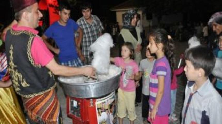 Adatepe Mahallesi&rsquo;nde Miniklerin Ramazan Eğlencesi Coşkusu