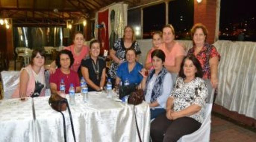 Anneler Derneğinden İftar Yemeği