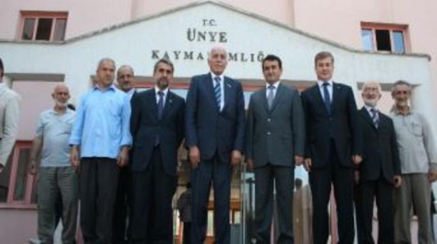 Kamalak'ın &Uuml;nye Ziyareti