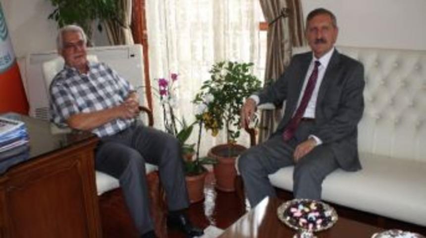 Vali S&ouml;zer&rsquo;den Başkan Sedef&ccedil;i&rsquo;ye Veda Ziyareti