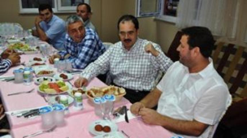 Ayaz, yeni &ouml;ğrenci yurdunda oru&ccedil; a&ccedil;tı