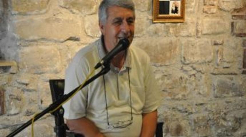 Gizemli Kadın Efe Kitabının Tanıtımı Kuşadası&rsquo;nda Yapıldı